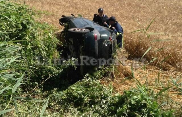 Λαμία: Πήγε να αποφύγει το τρακτέρ και βρέθηκε στα χωράφια