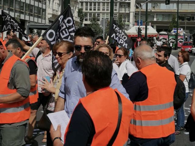 Στο πλευρό των εργαζομένων της ΛΑΡΚΟ ο Γιάννης Σαρακιώτης