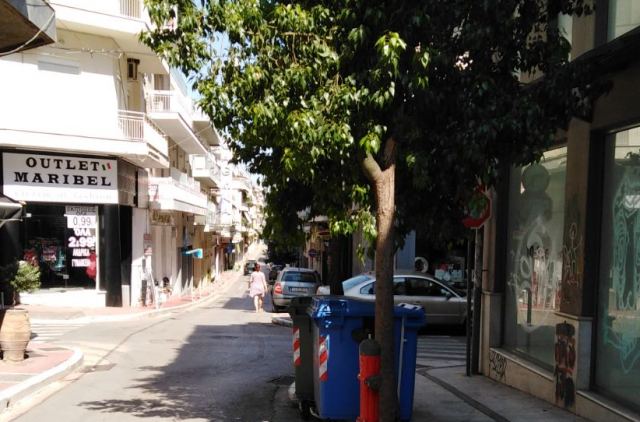 Λαμία: Κρυμμένο STOP στο κέντρο της πόλης!