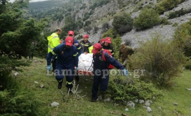 Φθιώτιδα: Δείτε εικόνες από την επιχείρηση ανάσυρσης του άτυχου βοσκού