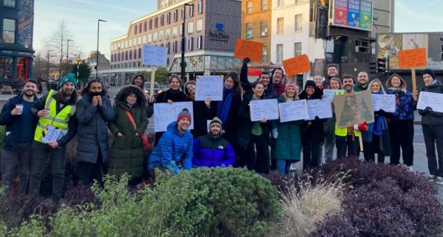 Βρετανία: Χάος προκαλεί η γενική απεργία