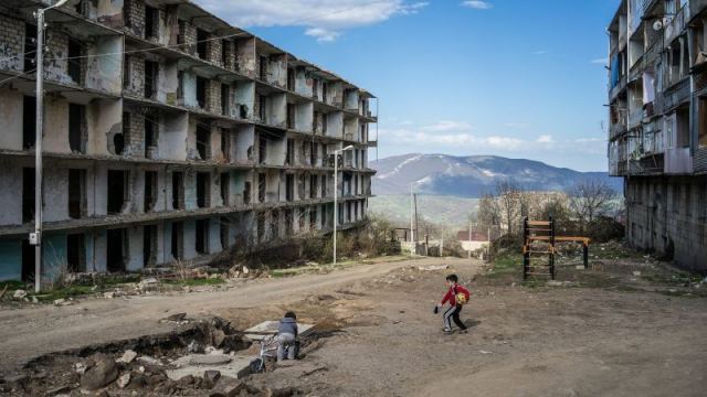 «Τα ρόδια του Ναγκόρνο-Καραμπάχ»: Την Τετάρτη στο Πολιτιστικό Κέντρο Δ. Λαμιέων