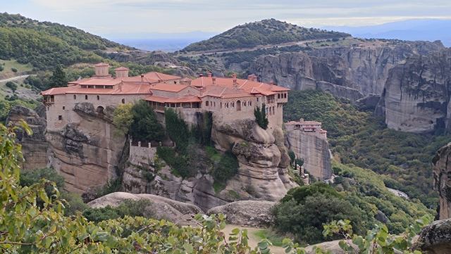 Στα Μετέωρα εκδρομή τα ΚΑΠΗ του Δήμου Λοκρών (ΦΩΤΟ)