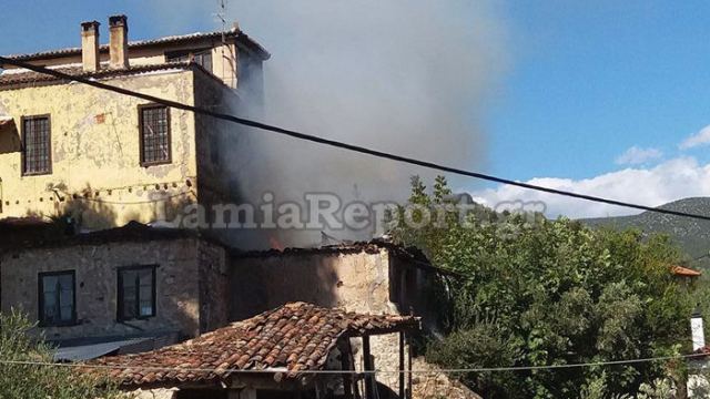 Φθιώτιδα: Παραλίγο τραγωδία από πυρκαγιά σε σπίτι ηλικιωμένου (ΦΩΤΟ)