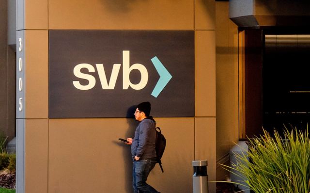 Silicon Valley Bank: Η First Citizens εξαγόρασε την χρεοκοπημένη τράπεζα