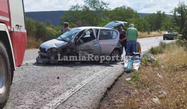 Τροχαίο με έναν τραυματία στην Αμφίκλεια - Δείτε εικόνες