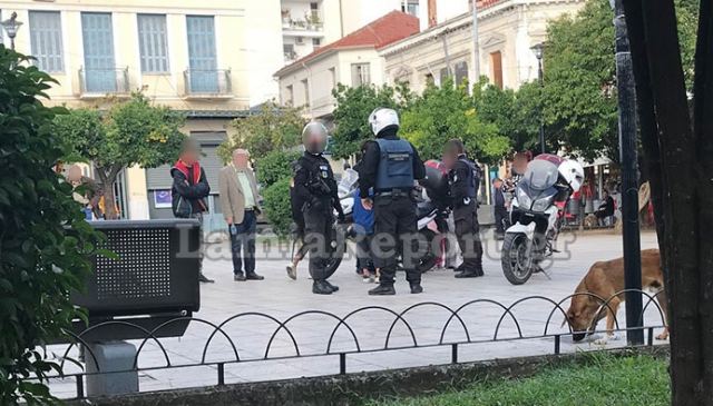 Λαμία: Χειροπέδες σε ζευγάρι ρομά που έκλεψε κοσμηματοπωλείο