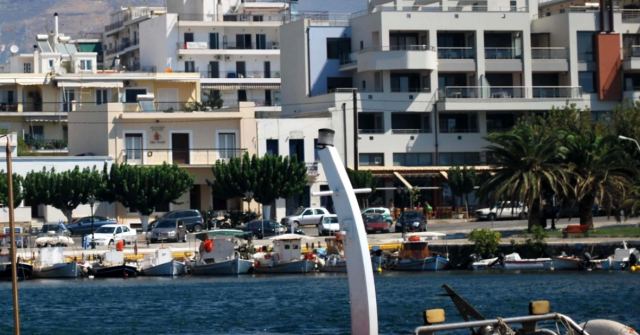 Σεισμός στην Εύβοια: «Φοβηθήκαμε πολύ, υπάρχουν ρωγμές σε σπίτια»