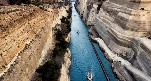 Διώρυγα Κορίνθου: Εργασίες εναεριτών που κόβουν την ανάσα (ΒΙΝΤΕΟ)