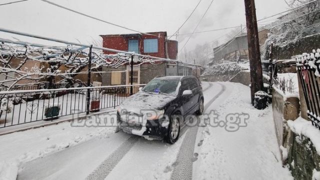 Φθιώτιδα: Λευκό τοπίο χωρίς ιδιαίτερα προβλήματα