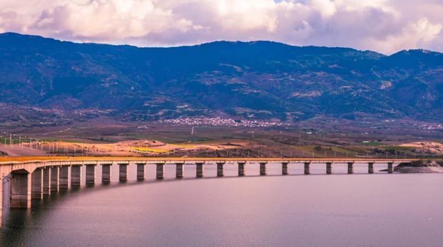 Γέφυρα Σερβίων: Εξετάζεται το κλείσιμό της ακόμα και σήμερα