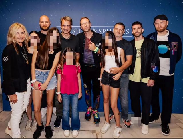 Coldplay σας ευχαριστούμε! Η ανάρτηση Μητσοτάκη για το βίντεο κλιπ που γυρίστηκε στο Ηρώδειο