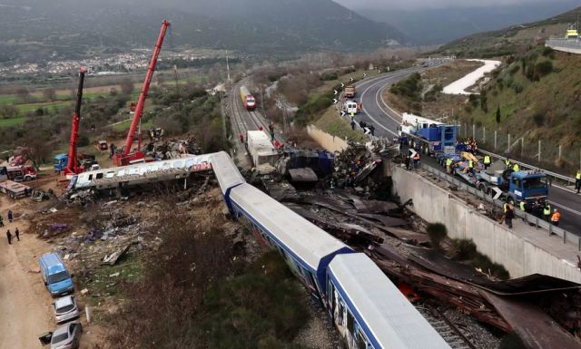 Τέμπη: Το τελευταίο αγωνιώδες τηλεφώνημα του μηχανοδηγού πριν την τραγωδία