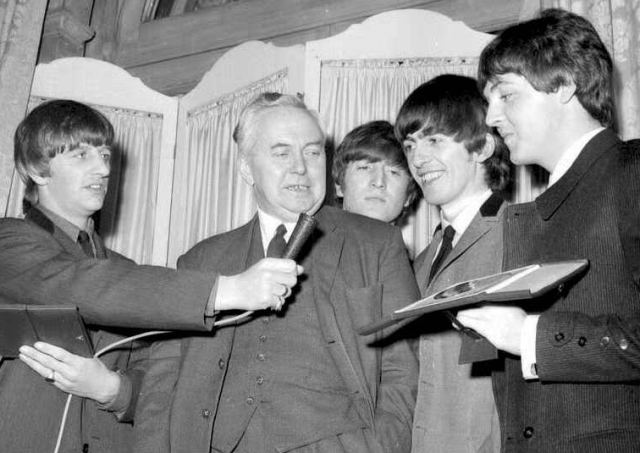 Beatles: Κυκλοφορεί το «τελευταίο» τραγούδι με τη συμμετοχή του Τζον Λένον