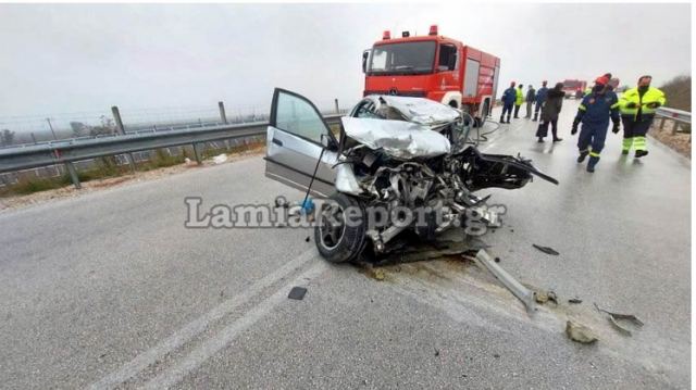 Φθιώτιδα: Ξεκληρίστηκε οικογένεια σε φοβερό τροχαίο (ΒΙΝΤΕΟ-ΦΩΤΟ)