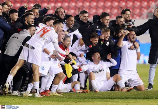 Πανσερραϊκός – ΑΕΚ 2-2: Τραγικό λάθος Αθανασιάδη και ήρωας Θυμνιάνης