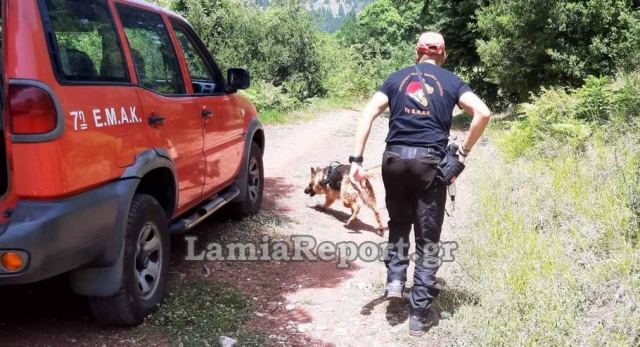 Ψάχνουν τον ηλικιωμένο που χάθηκε στην Αργιθέα - Εικόνες από τις έρευνες