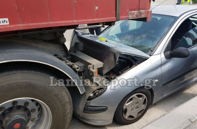 Τροχαίο στη Σούρπη για νεαρό οδηγό από τη Φθιώτιδα