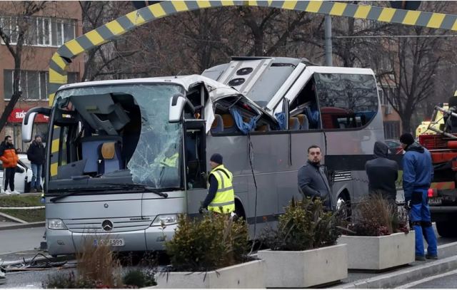 Τραγωδία στη Ρουμανία: «Ο οδηγός είναι χάλια ψυχολογικά» λέει ο δικηγόρος του – Τι ερευνούν οι Αρχές