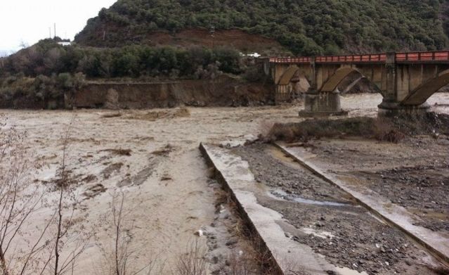 Κλειστή η γέφυρα της Βίστριζας στη δυτική Φθιώτιδα