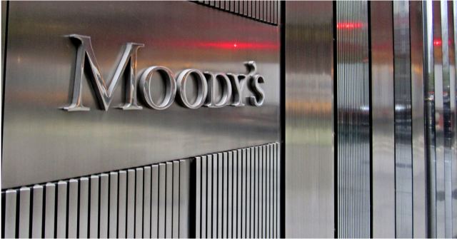 Ο οίκος Moody's αναβάθμισε στο Ba1 την Ελλάδα - Ένα «βήμα» από την επενδυτική βαθμίδα