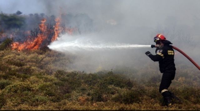 Πυροσβεστική: 34 πυρκαγιές σε 24 ώρες