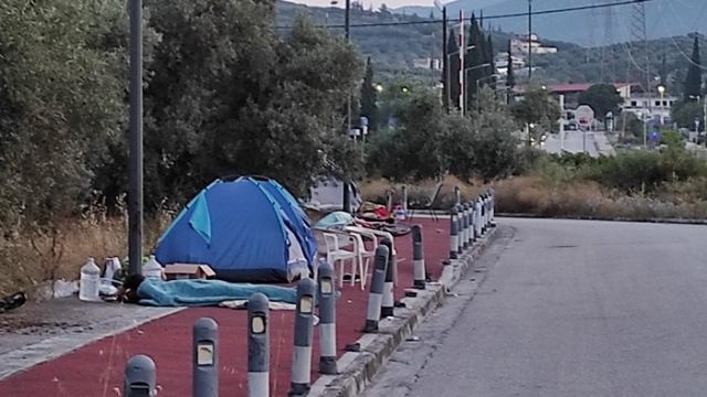 «Νέο υπαίθριο καμπ φιλοξενίας»