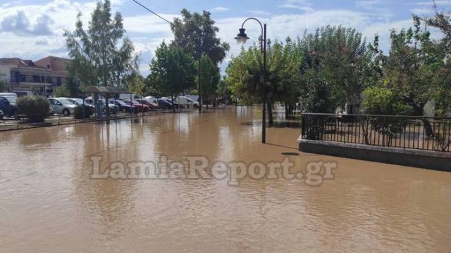 Συνεχίζονται οι επιχειρήσεις της Πυροσβεστικής στις πληγείσες περιοχές της Θεσσαλίας