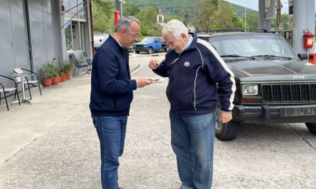 Έτσι υποδέχτηκε ο Σταϊκούρας τον Γιαννόπουλο - ΦΩΤΟ