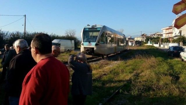 Στυλίδα: Πήγε να περάσει τις γραμμές και τον παρέσυρε το τρένο - ΦΩΤΟ