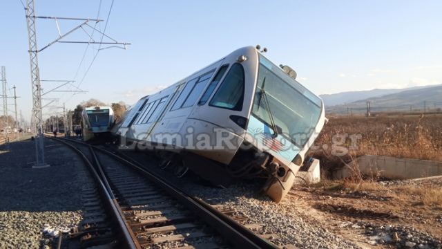 Εκτροχιάστηκε τρένο στο σταθμό Λιανοκλαδίου (ΒΙΝΤΕΟ-ΦΩΤΟ)