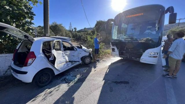 Σφοδρή σύγκρουση ΙΧ με λεωφορείο