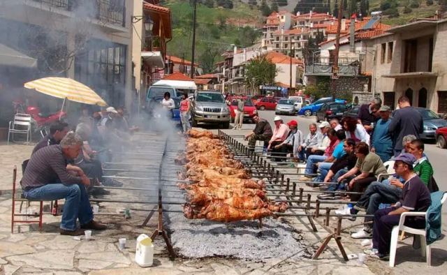 Σε ποιες περιοχές θα βρέξει την Κυριακή του Πάσχα