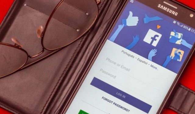 To Facebook επαναφέρει το κλασικό «Poke»: Όλες οι λεπτομέρειες