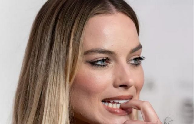 Margot Robbie: Το όνειρό της ήταν να φιλήσει τον Brad Pitt – Η επιθυμία της έγινε πραγματικότητα…