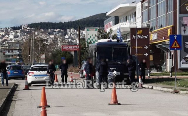 Κωνσταντοπούλου: «Ο Κορκονέας ψεύδεται για πολλοστή φορά»