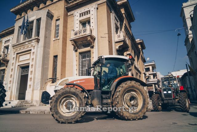 Μπλόκα αγροτών: Καλούμε την Κυβέρνηση να ορίσει άμεσα συνάντηση