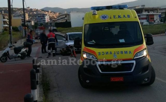 Λαμία: Τροχαίο με μηχανάκι στη διασταύρωση καρμανιόλα - ΦΩΤΟ