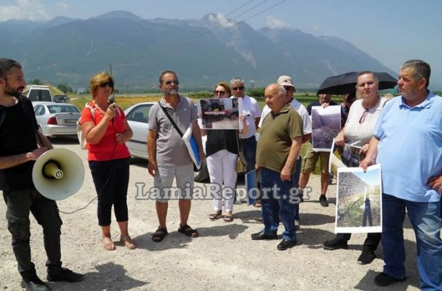 Κόμμα Λαμίας: Διαμαρτυρία των κατοίκων για τις πλημμύρες (ΒΙΝΤΕΟ)