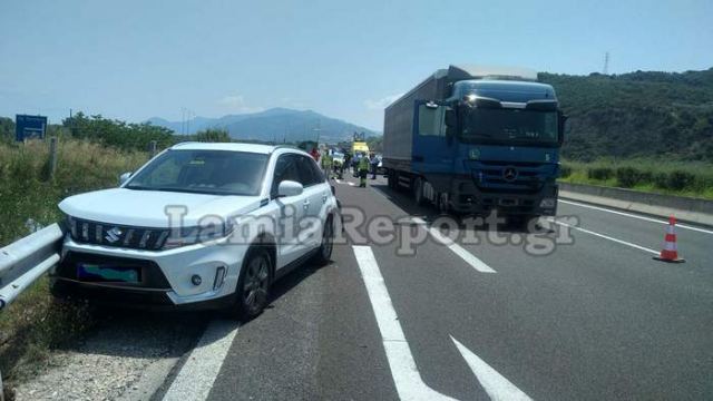 Φθιώτιδα: Τροχαίο στην εθνική οδό με τέσσερα οχήματα - Ένας τραυματίας (ΦΩΤΟ)