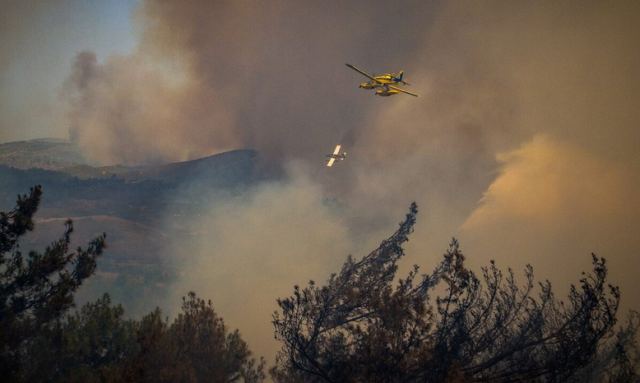 Φωτιά στη Ρόδο: Στις φλόγες για 10η μέρα το νησί των Ιπποτών