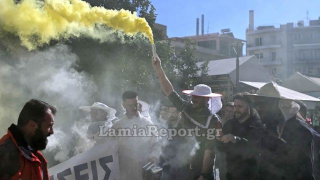 Τα προβλήματα των μελισσοκόμων στη Βουλή από Γιάννη Σαρακιώτη και Βουλευτές ΣΥΡΙΖΑ