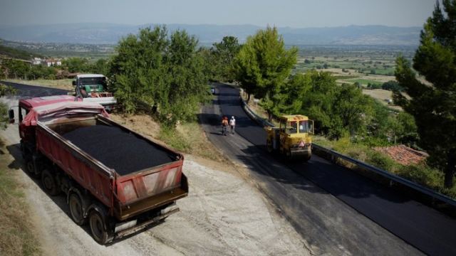 Έργα ασφαλτόστρωσης σε επαρχιακές οδούς στη Φθιώτιδα