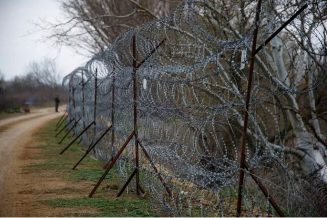 Έβρος: Πέρασε στην Ελλάδα με ένα σακίδιο στην πλάτη – Tι βρέθηκε μέσα μόλις το άνοιξαν