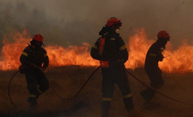 Φωτιά σε χαμηλή βλάστηση στην περιοχή Ακούμια Ρεθύμνου