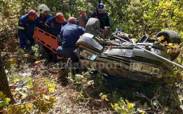 Φθιώτιδα: Έπεσαν στη χαράδρα – Επιχείρηση διάσωσης (ΦΩΤΟ)