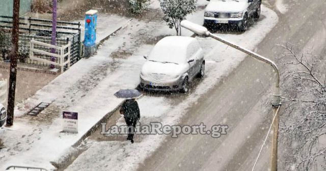 Καιρός: «Πρόβα χειμώνα» το Σαββατοκύριακο – Πού θα πέσουν τα πρώτα χιόνια