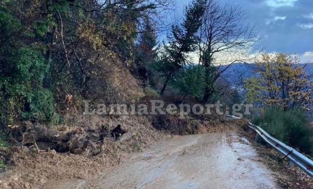 Αποκλεισμένα χωριά στη δυτική Φθιώτιδα (ΦΩΤΟ-ΒΙΝΤΕΟ)