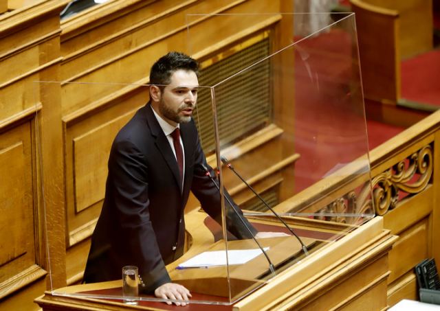 Σαρακιώτης: «Διχαστικό νομοσχέδιο δύο ταχυτήτων…»