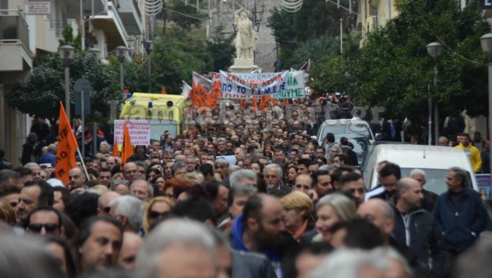 Τέτοια πορεία δεν ξανάδε η Λαμία!!! (ΦΩΤΟΡΕΠΟΡΤΑΖ)